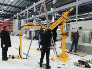 工业机器人的分类助力机械手：工业生产中的得力助...